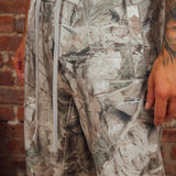 <transcy>Graue, zulaufende Jogginghose</transcy>